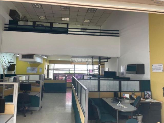 Oficinas y Consultorios, Venta en Pampalinda