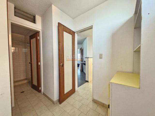 Apartamentos, Venta en Ed. Versalles