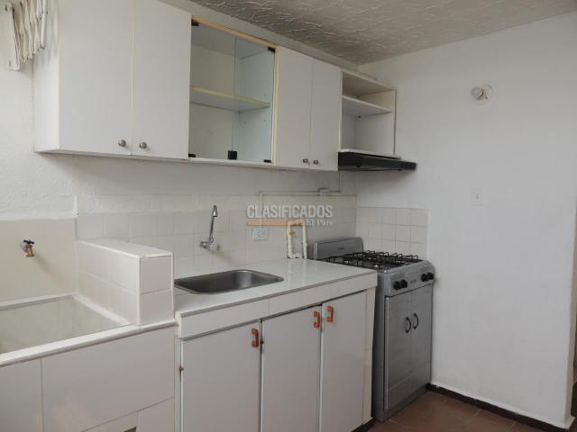 Apartamentos, Alquiler en La Base