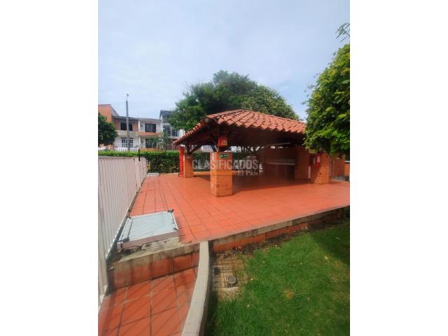 Apartamentos, Venta en Valle del Lili