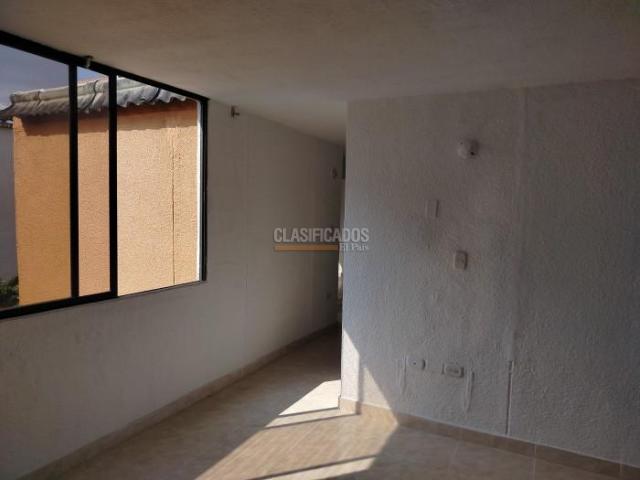 Apartamentos, Venta en Prados de Oriente