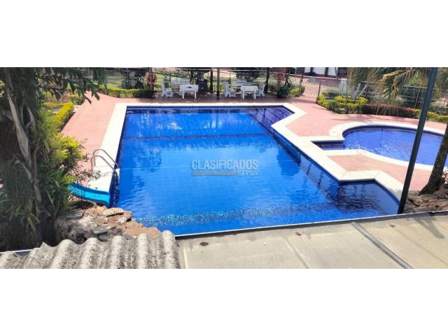 Casas, Venta en Ciudad Jardín