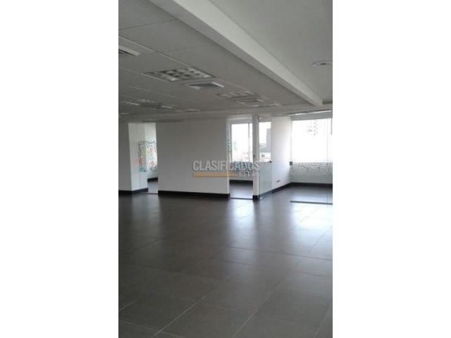 Oficinas y Consultorios, Alquiler en Santa Mónica Residencial