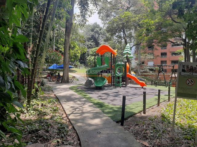 Apartamentos, Venta en Bosques del  Oeste