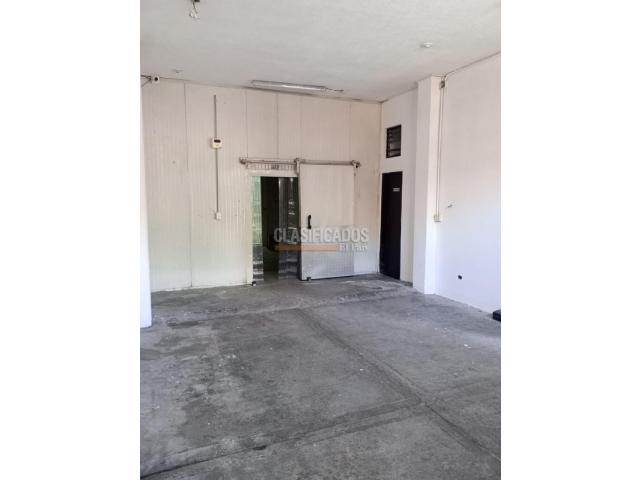 Locales y Bodegas, Alquiler en Calima