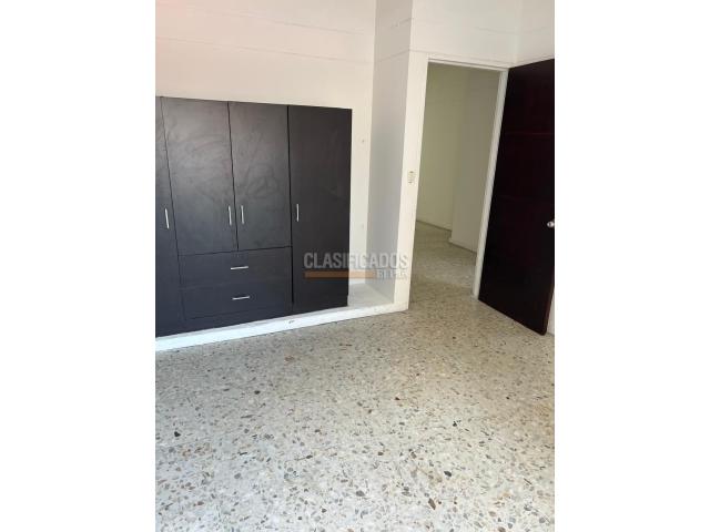 Apartamentos, Alquiler en La Flora