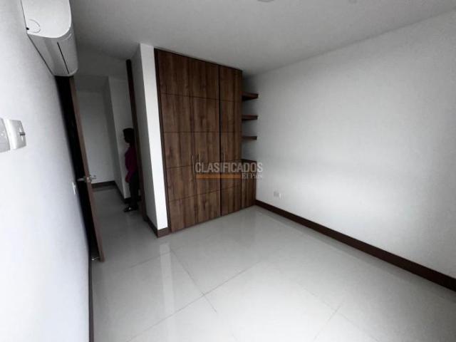 Apartamentos, Venta en Ciudad Jardín