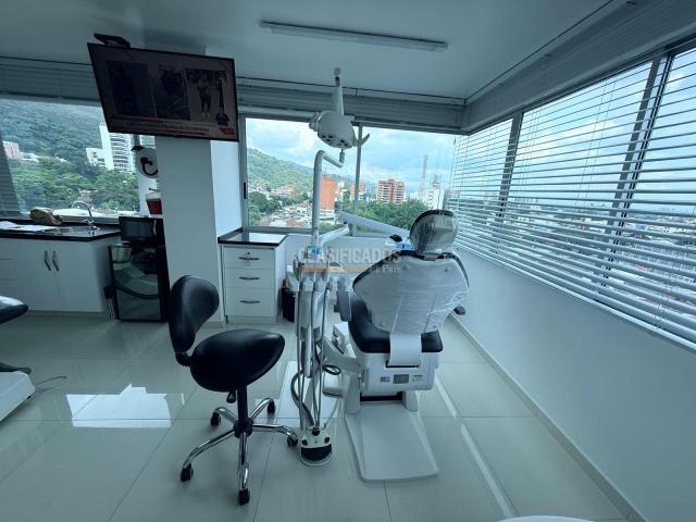 Oficinas y Consultorios, Venta en Santa Mónica Residencial