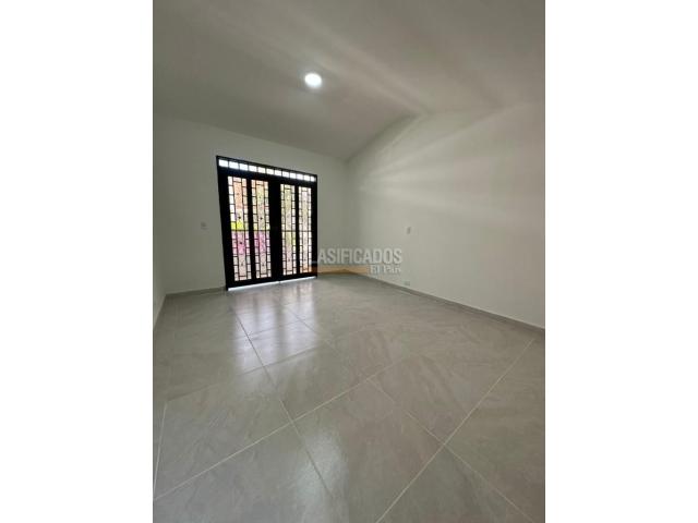 Casas, Venta en Calicanto