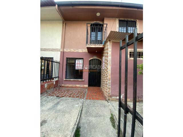 Casas, Alquiler en Los Guaduales