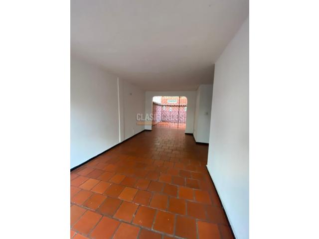 Casas, Alquiler en Los Guaduales