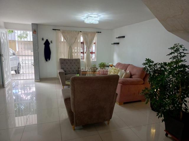 Casas, Venta en Prados del Norte