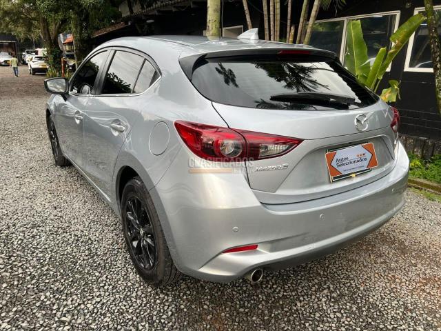 Mazda 3 2019