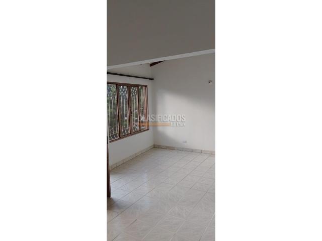 Casas, Alquiler en Aranjuez