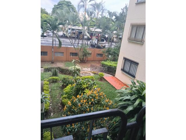 Apartamentos, Venta en El Limonar