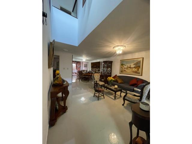 Casas, Venta en San Joaquín