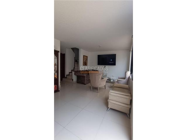 Casas, Venta en La Hacienda