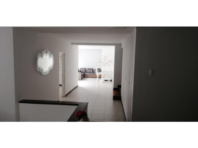 Apartamentos, Venta en Santa Rosa