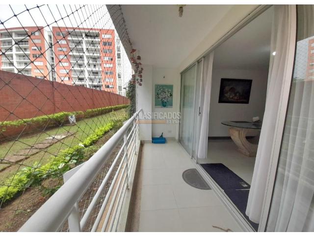 Apartamentos, Venta en Valle del Lili