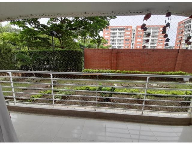 Apartamentos, Venta en Valle del Lili