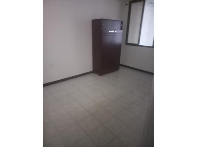 Casas, Alquiler en La Base