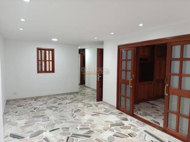 Apartamentos, Alquiler en Centenario