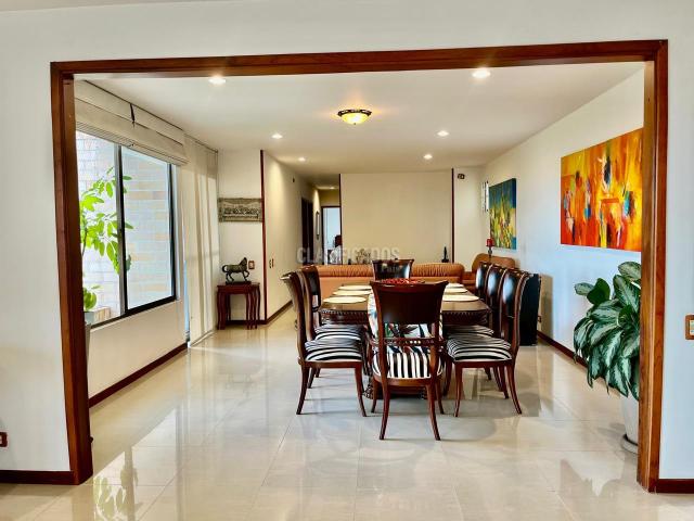 Apartamentos, Venta en Ciudad Jardín