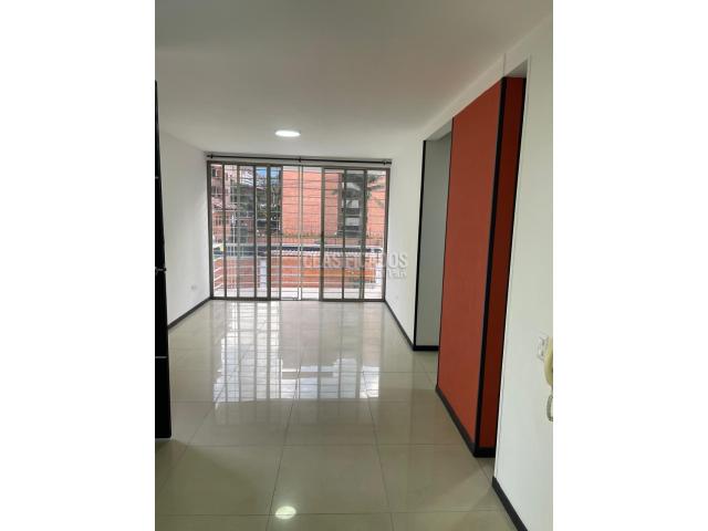 Apartamentos, Venta en Las Quintas de Don Simón