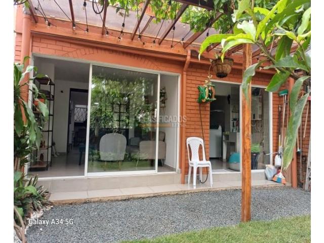 Casas, Venta en Samanes de Guadalupe