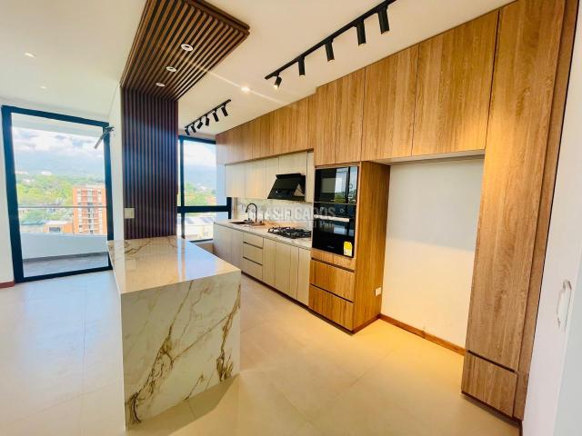 Apartamentos, Venta en Pance