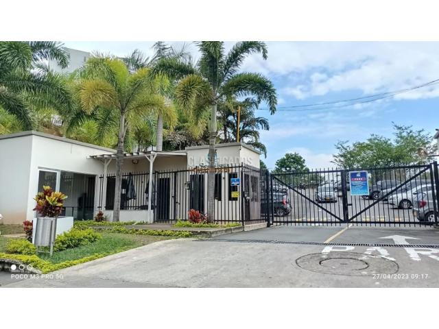 Apartamentos, Venta en Meléndez