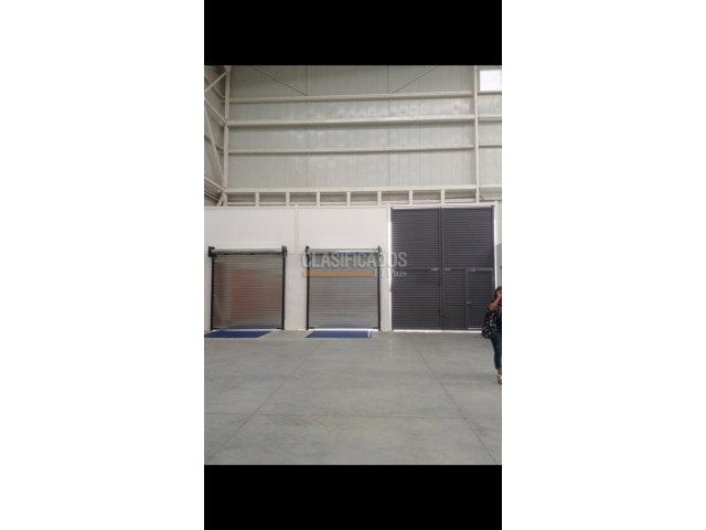 Locales y Bodegas, Venta en Acopi