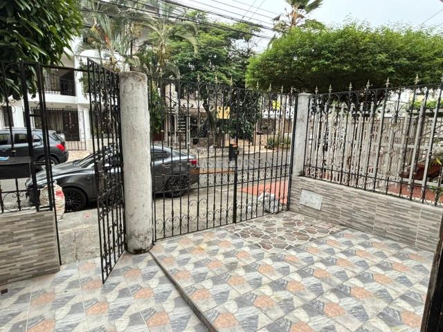 Casas, Alquiler en Ciudad 2.000