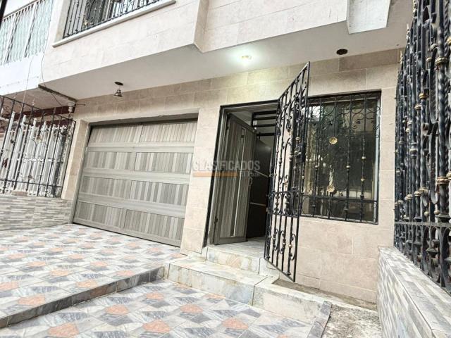 Casas, Alquiler en Ciudad 2.000