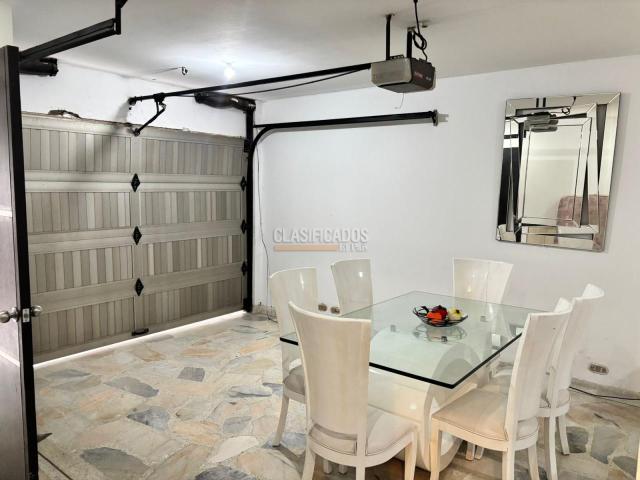 Casas, Alquiler en Ciudad 2.000