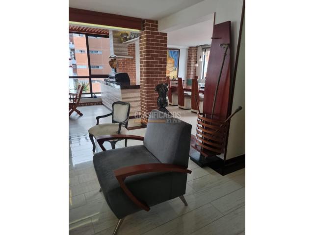 Apartamentos, Venta en Ciudad Jardín