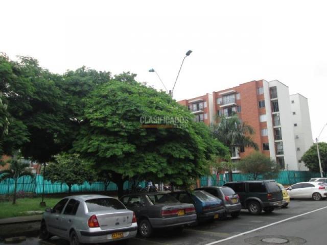 Apartamentos, Alquiler en La Hacienda