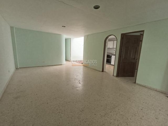 Casas, Alquiler en Olímpico