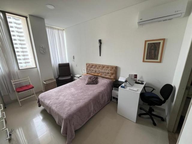 Apartamentos, Venta en Santa Marta