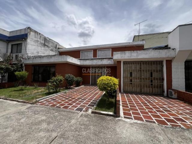 Casas, Venta en La Flora