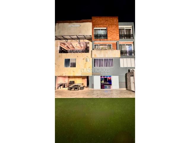 Casas, Venta en Santa Teresita