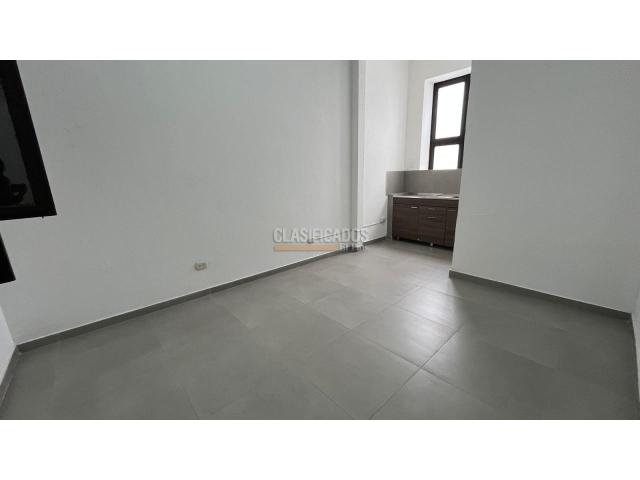 Locales y Bodegas, Alquiler en Centenario