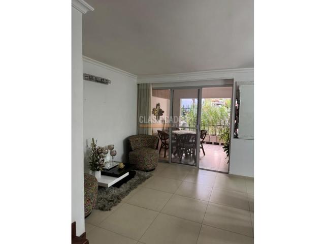 Casas, Venta en Ciudad Jardín