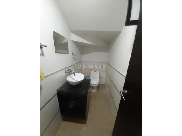 Casas, Venta en La Hacienda