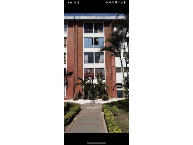 Apartamentos, Alquiler en La Flora