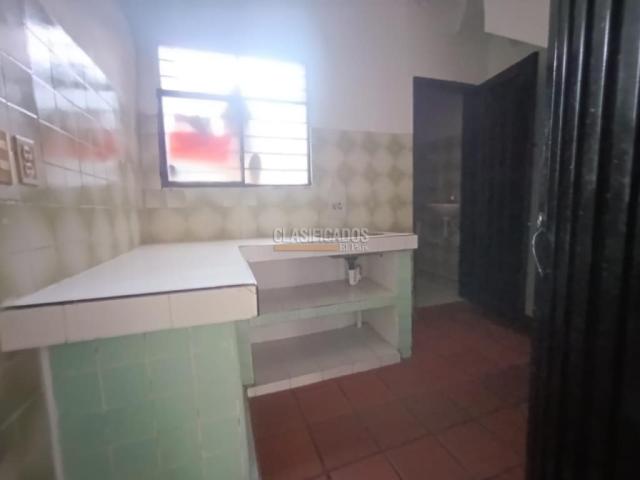 Apartamentos, Alquiler en San Cayetano