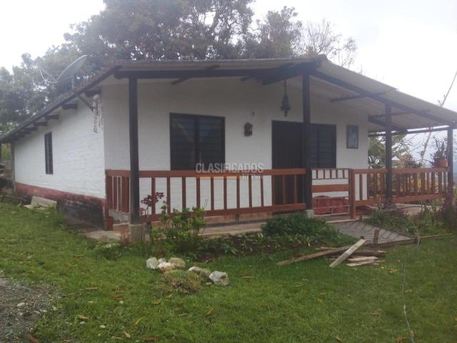 Fincas y Casas Campestres, Venta en La Elvira