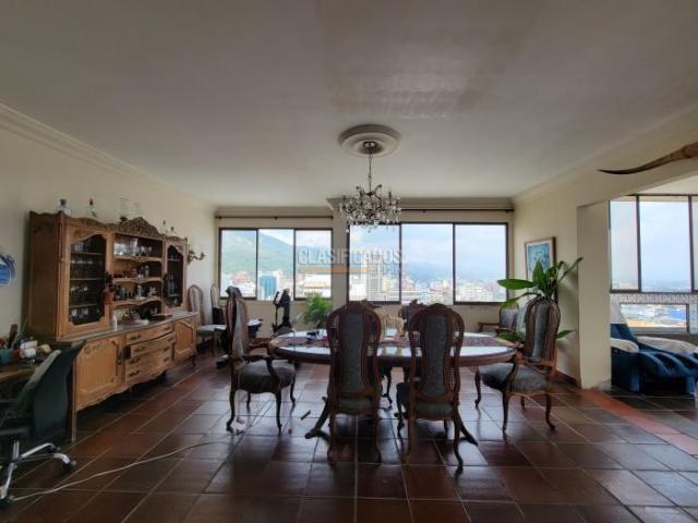 Apartamentos, Venta en Santa Rosa