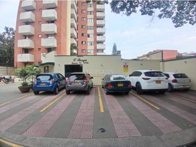 Apartamentos, Alquiler en Las Quintas de Don Simón