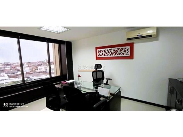 Oficinas y Consultorios, Venta en El Piloto